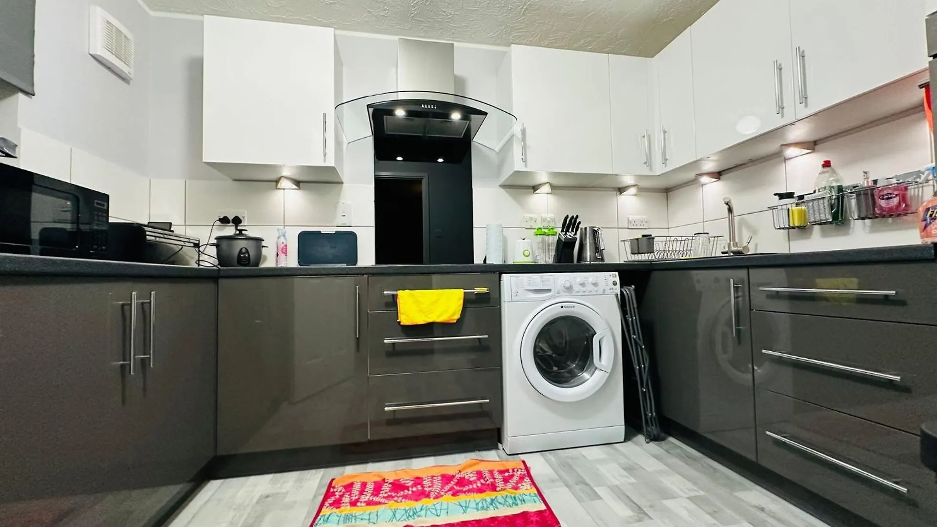 Cozy Apertment In London - Beckton Apartment Homestay